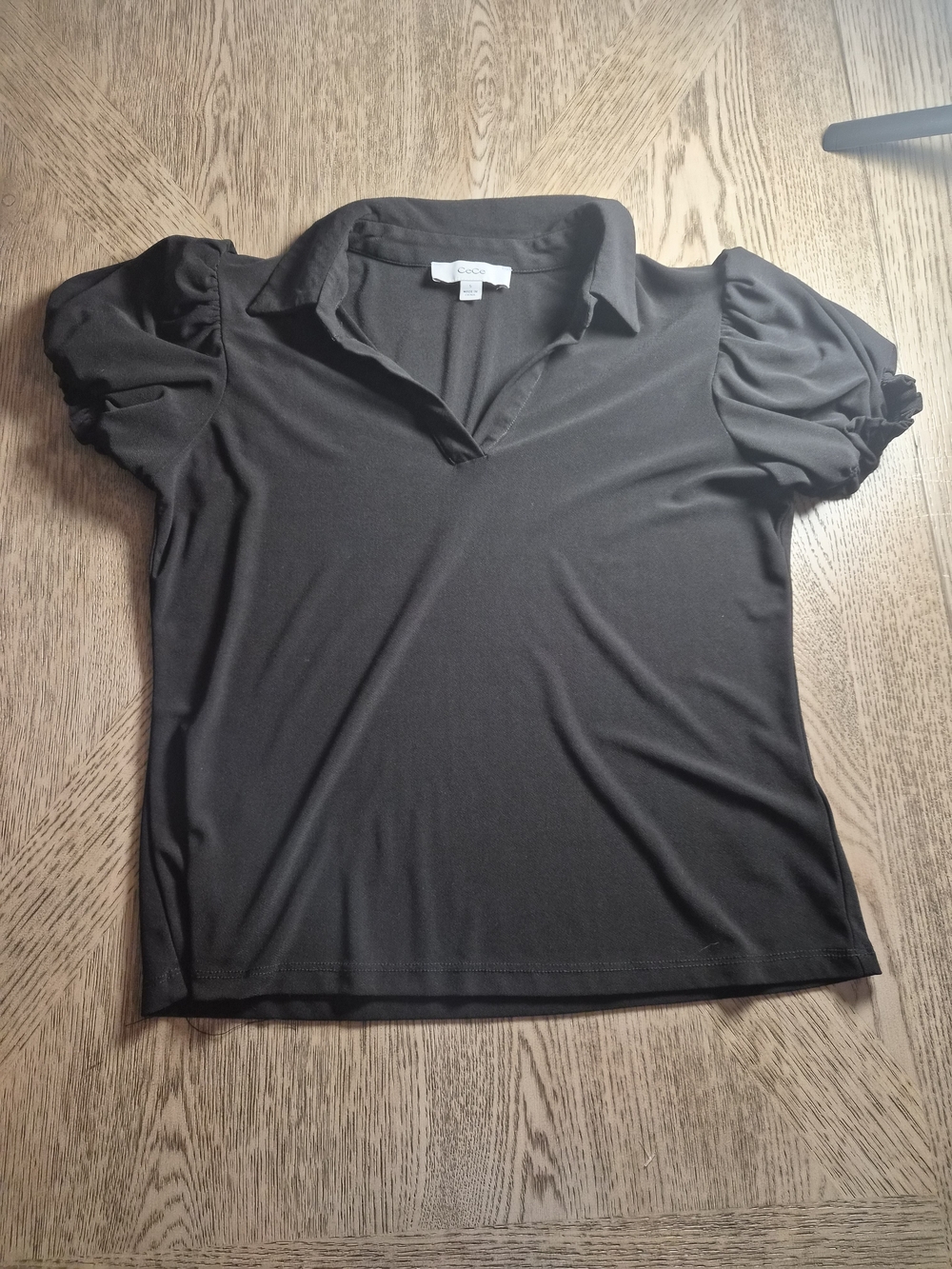 CeCe Black Puff-Sleeve Polo Top